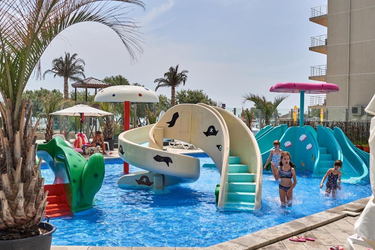 Nasty 24 Aparthotel Pool & Spa Mamaia Nord Navodari Luaran gambar